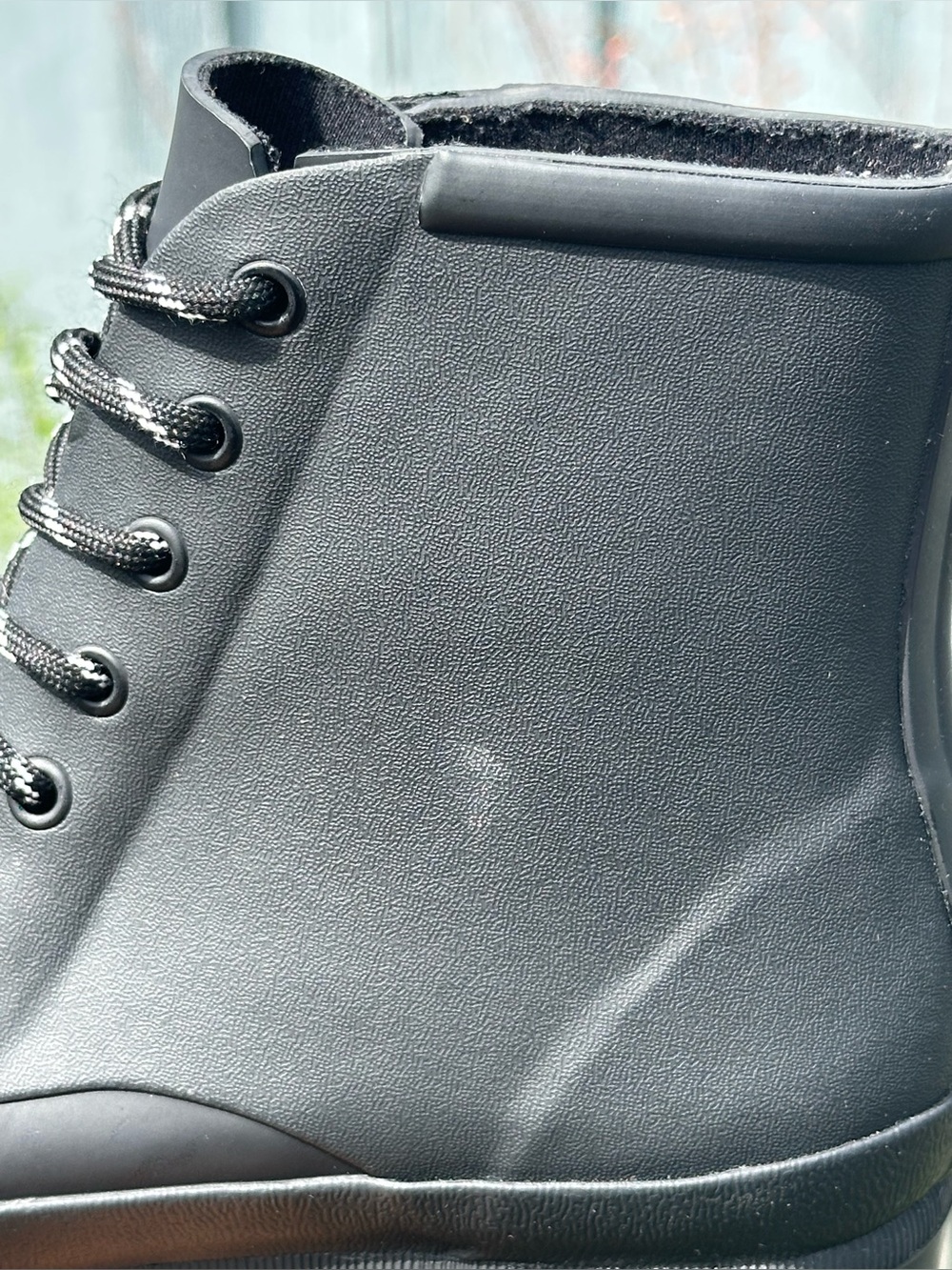 Madewell — The Lace-Up Lugsole Rain Boot - Picture 6 of 7